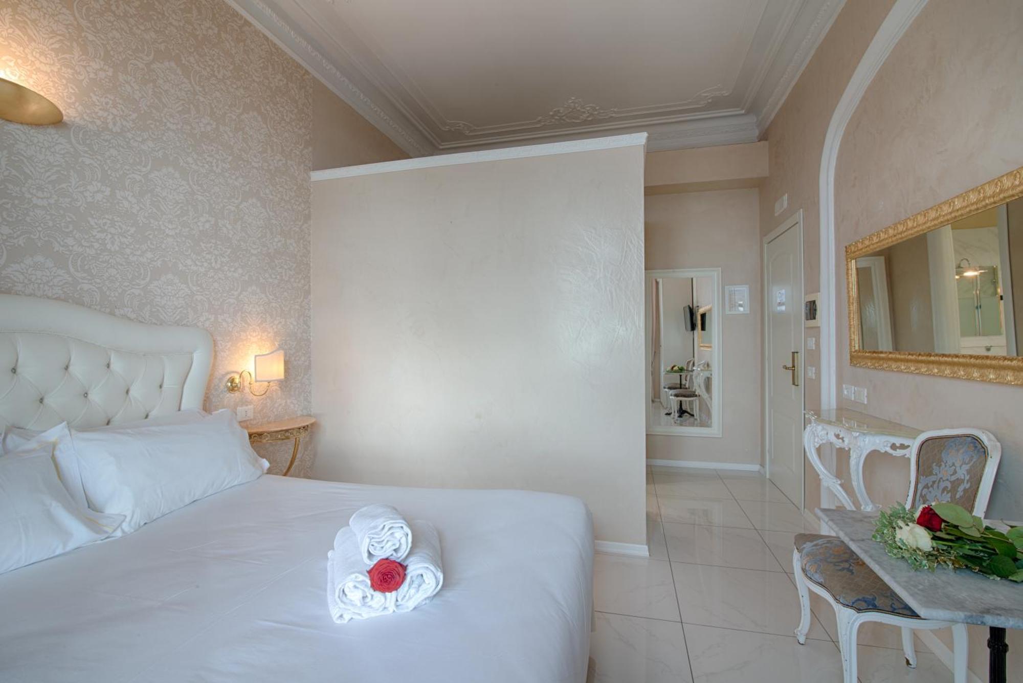 Classic Double or Twin Sea View