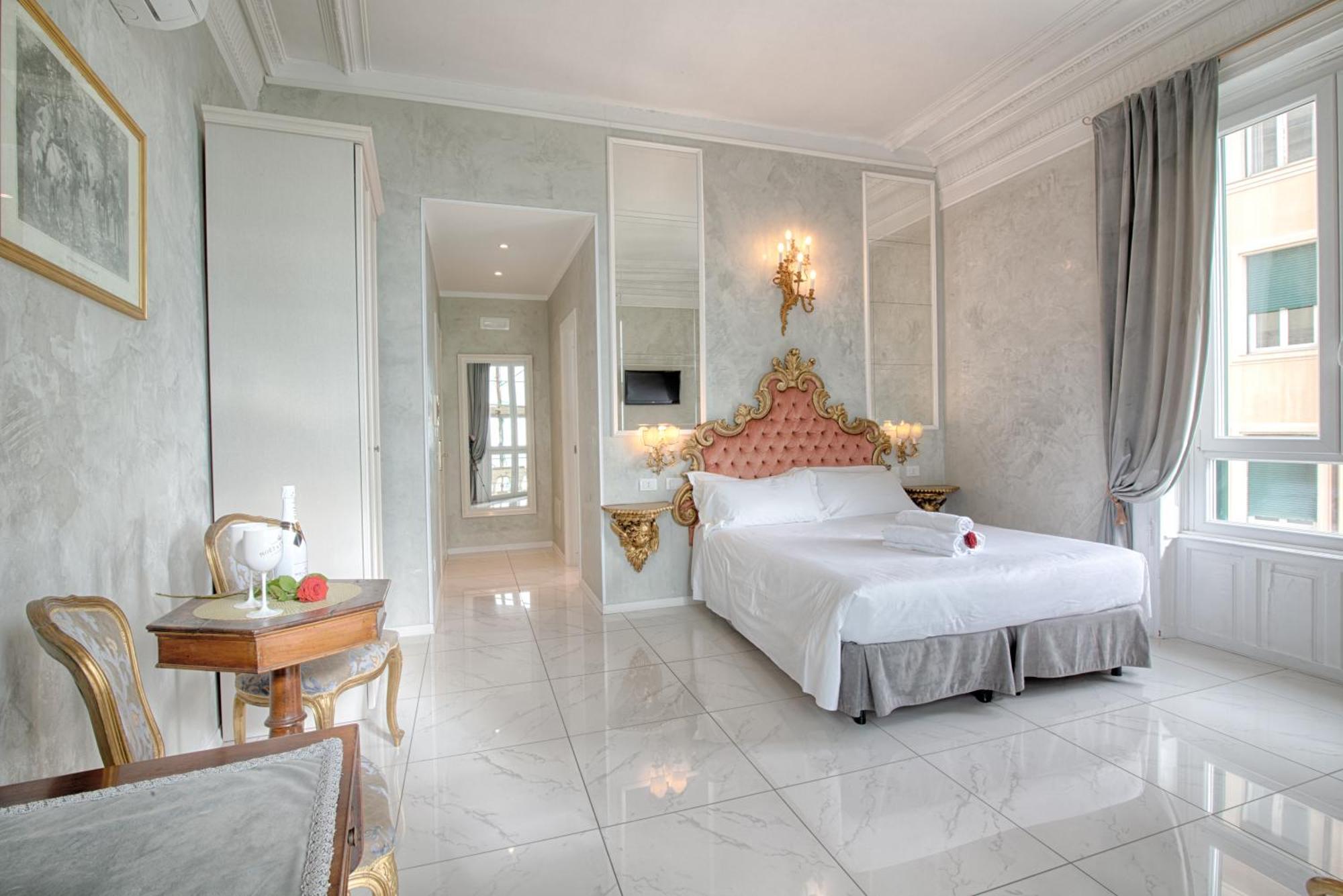 Deluxe Double or Twin Room Sea View