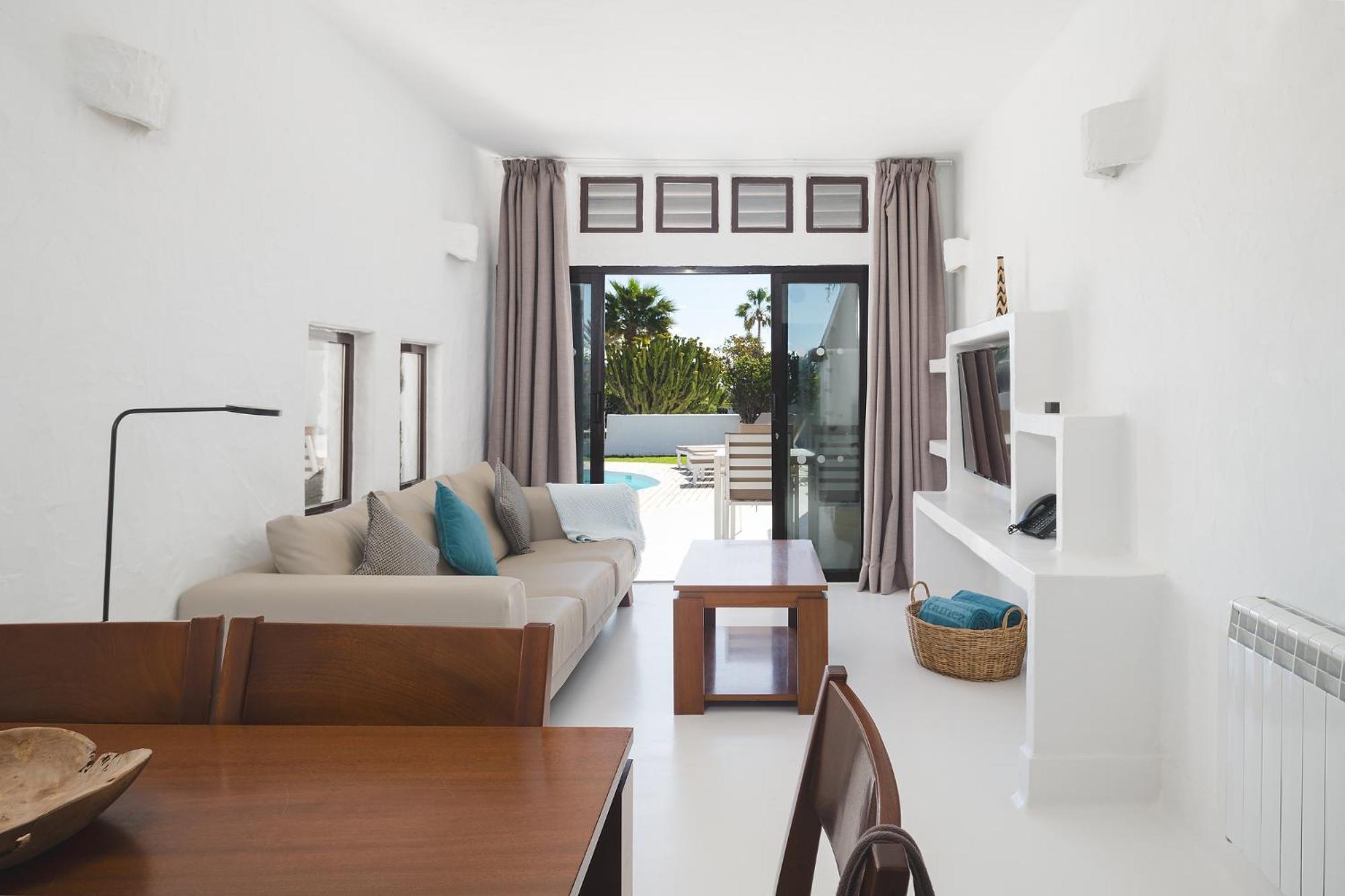 Deluxe Three-Bedroom Villa