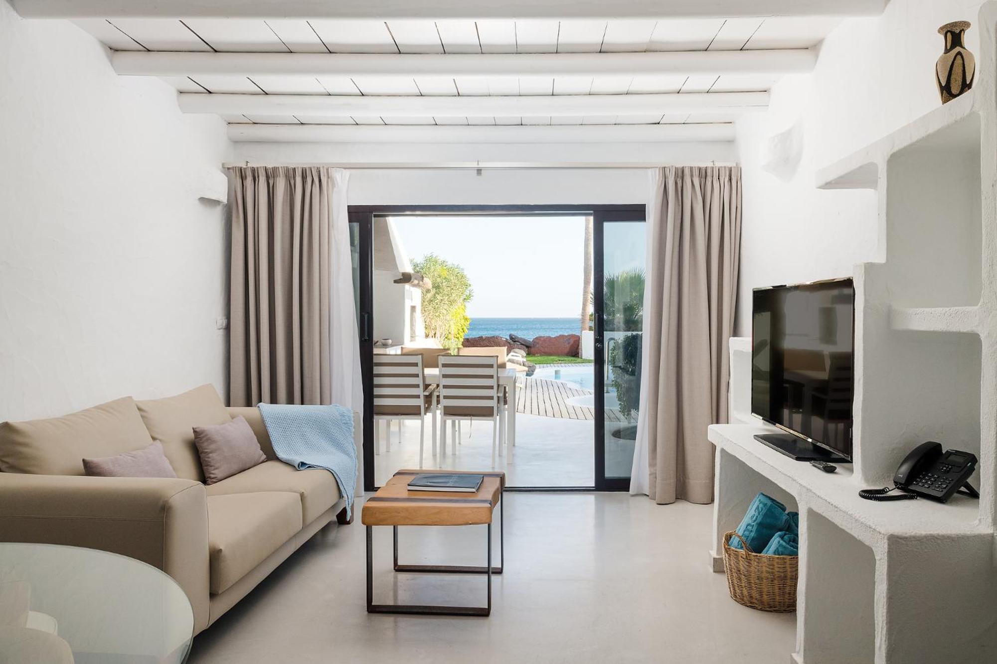 Two-Bedroom Villa Sea View Private Pool