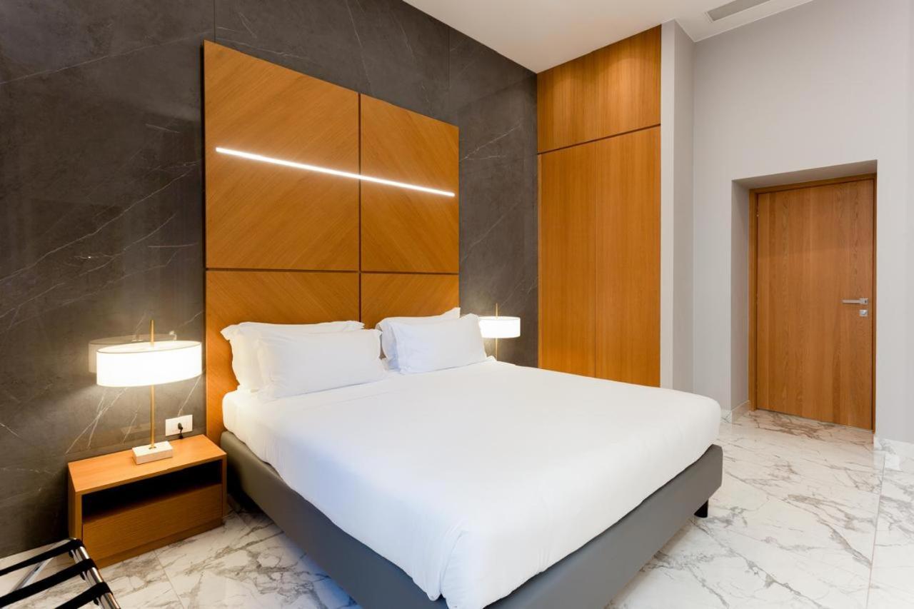 Standard Double Room,1743500535:JPEG