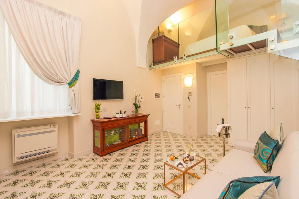 Junior Suite Split Level