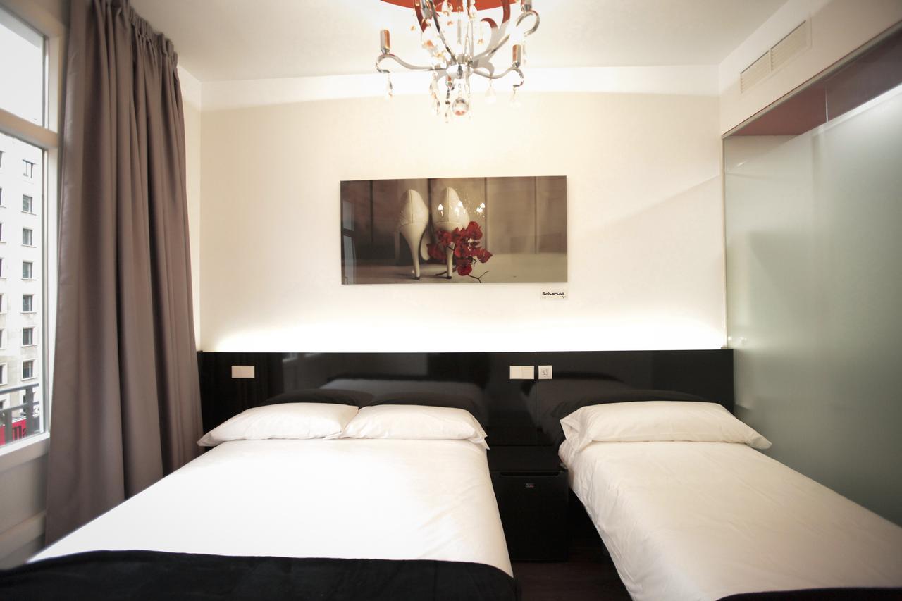 Double Room with Extra Bed (2 Adults + 1 Child),644941221:JPEG