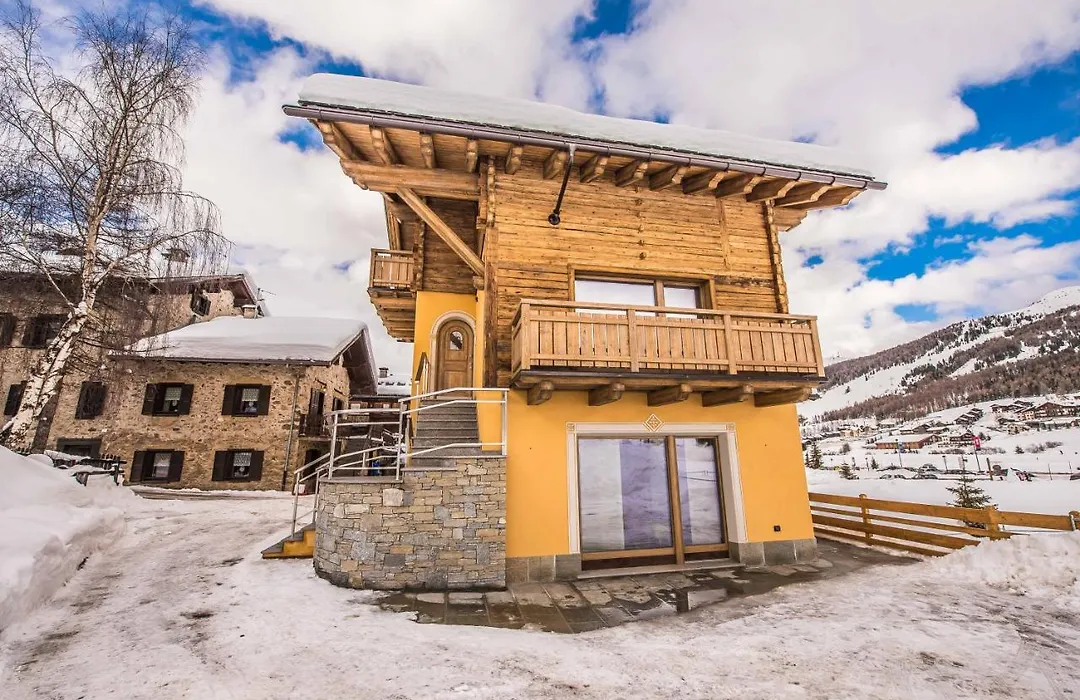 Chalet 4 Stagioni - AlpineEscape-1