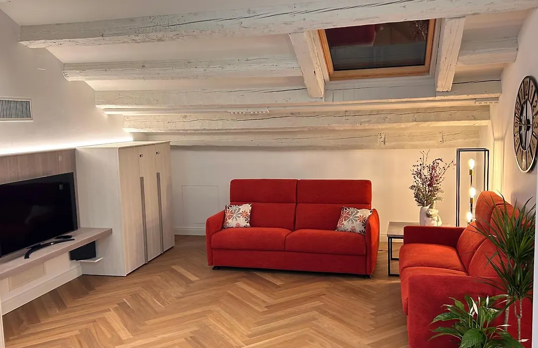 Casa Romano Luxury Green Apartments-1