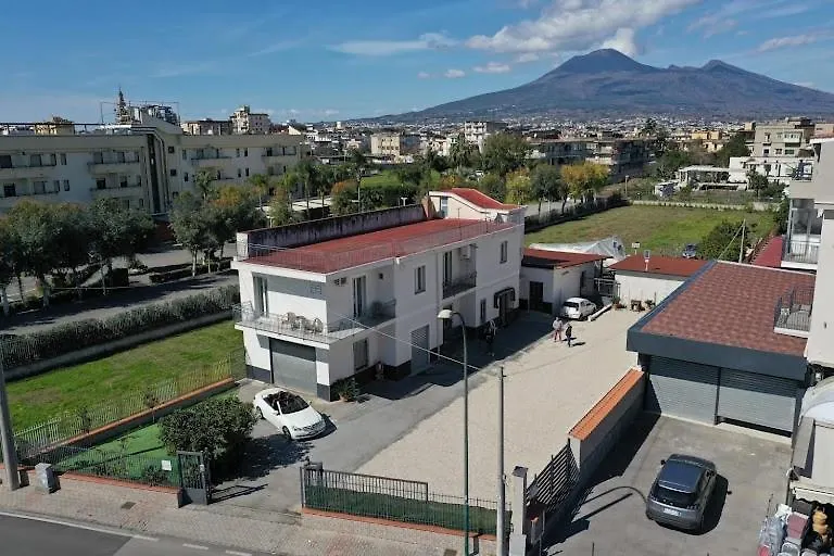 Donna Paola-1