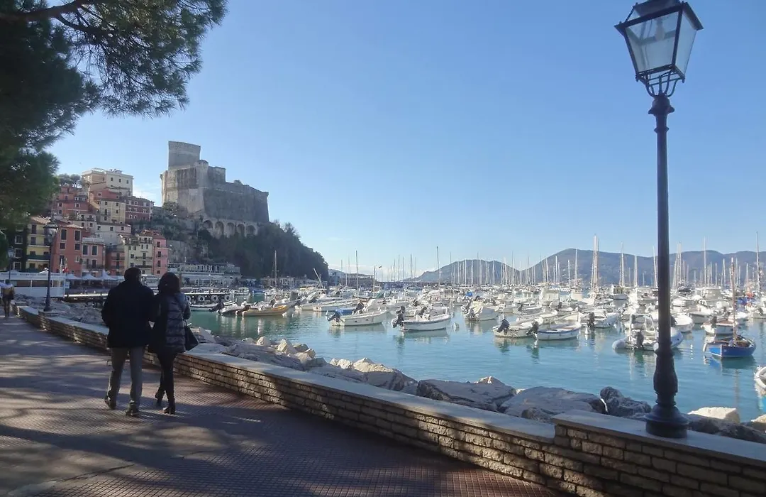 Affittacamere La Baia Di Lerici-1
