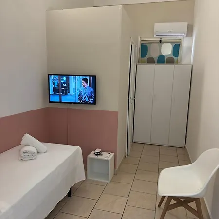Garibaldi Rooms-3