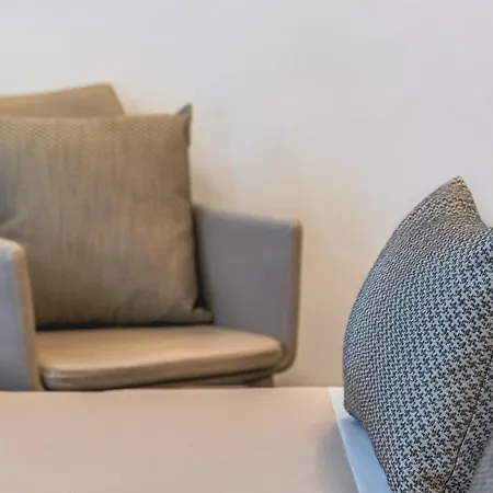 Palazzo San Lazzaro - Jacuzzi Rooms & Suites Lecce Selection-3