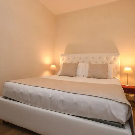 Luxury Suite Sirmione-3