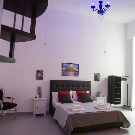 Vesuvius Luxury Suites-2