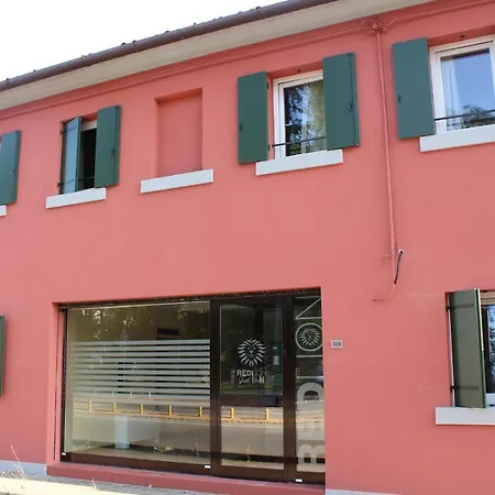 Red Lion Guest House-3