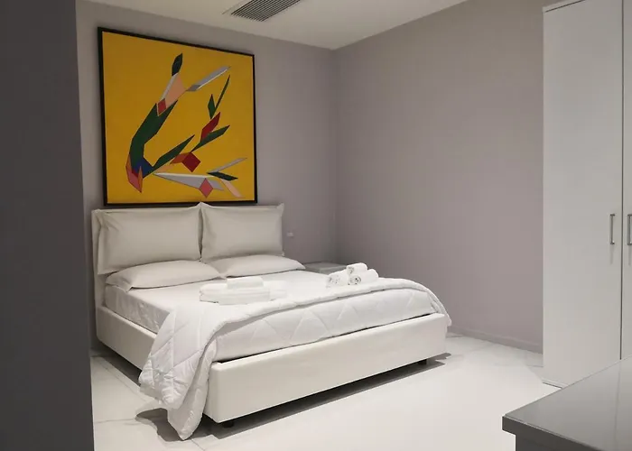 Dimore Pietrapenta Apartments, Suites&Rooms ( Via Lucana 223 - Via Piave 23 )