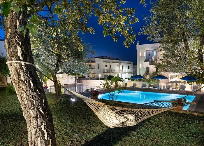 Hotel con piscina: Hotel Colle Del Sole