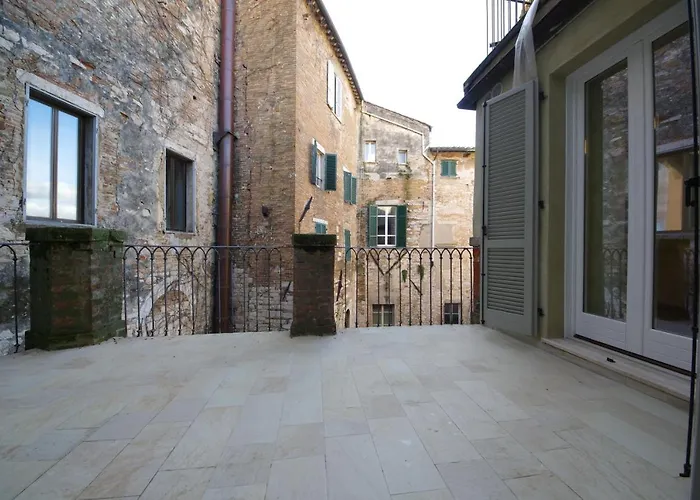 Vannucci House