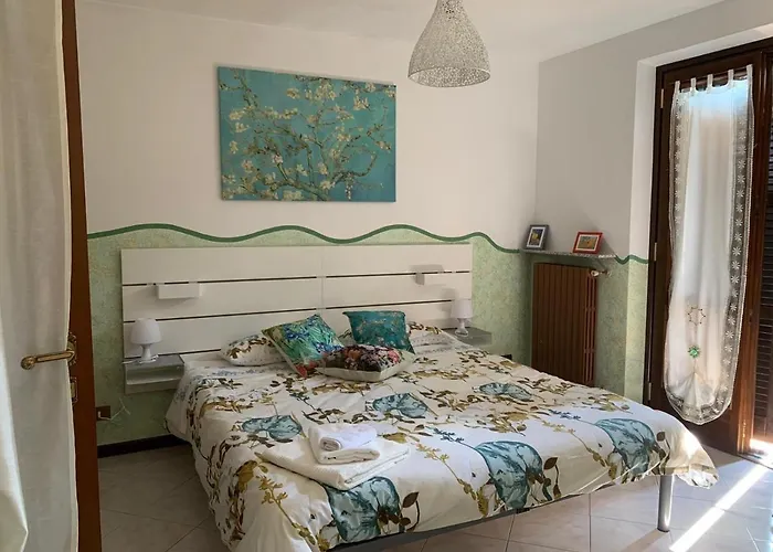 Villa Romeo - Acero Rosso