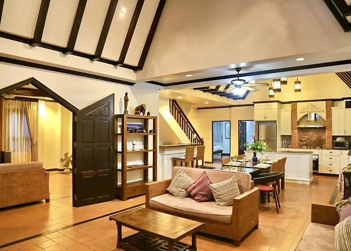 6 Bedroom Seaview Villa With Pool