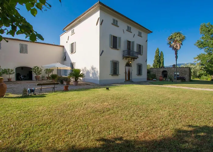 Villa Di Vinci By Interhome