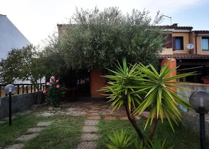 Donna Violante Porto Corallo Affittacamere