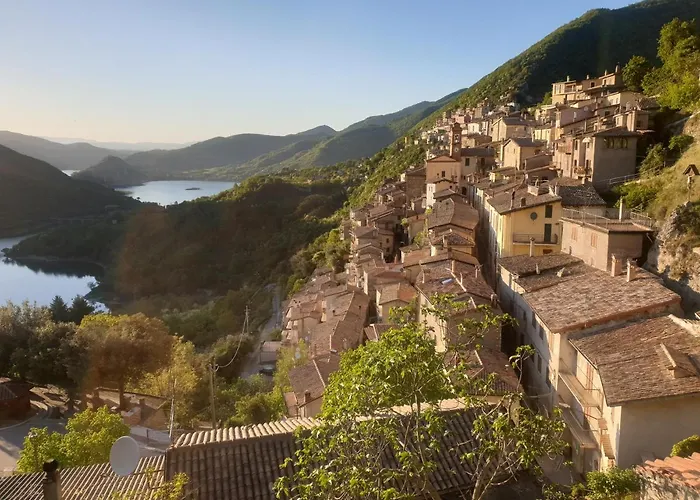 La Casa Sul Fiordo Lago Turano