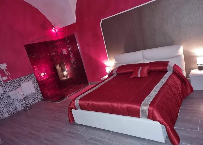 Diamond Rooms