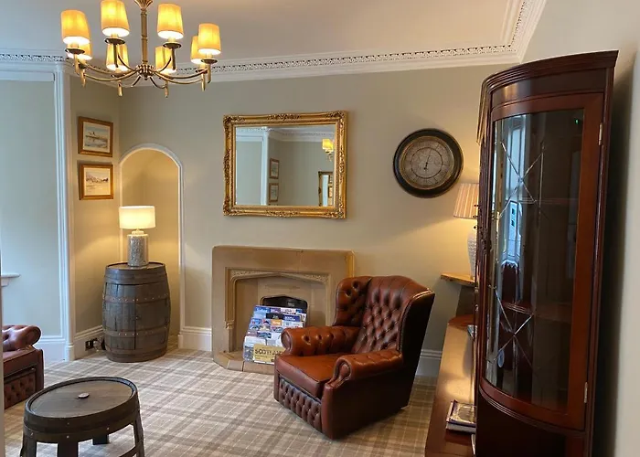 Adrian'S Guest House
