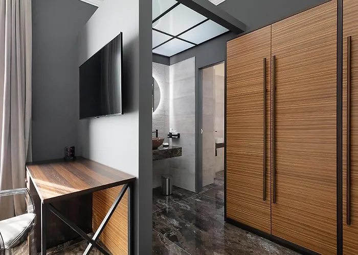 Poerio 25 Boutique Stay