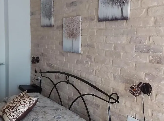 Primae Noctis Rooms