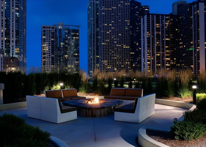 Radisson Blu Aqua Hotel, Chicago