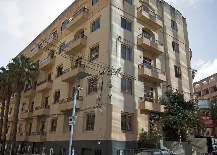 Dragonara Apartments