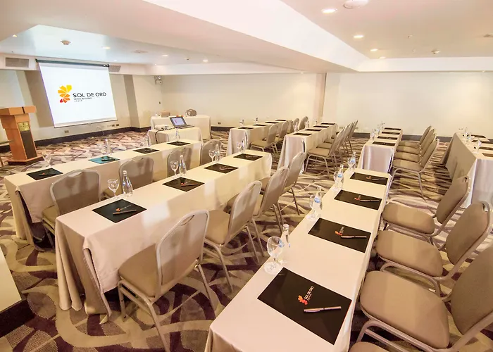 Sol De Oro Hotel & Suites