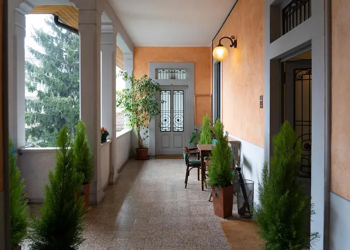 Varese Suites