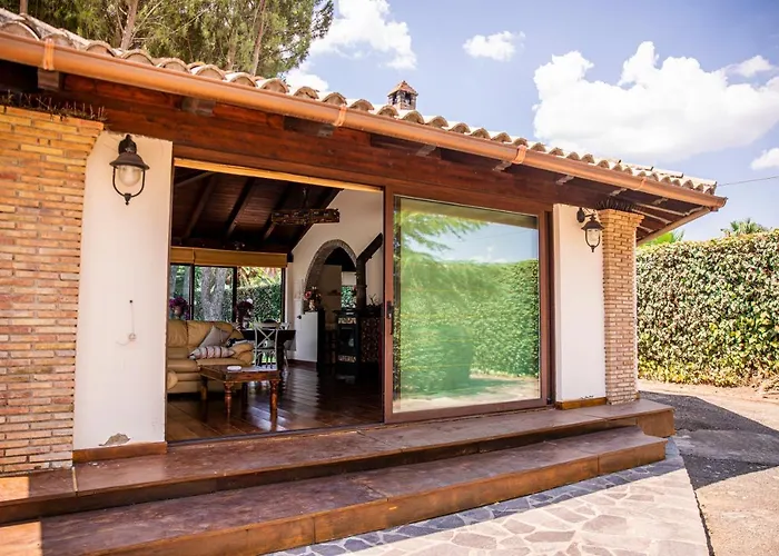 Villa Laoconte piscina, jacuzzi e biliardo