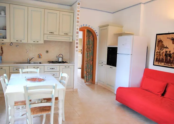 Villa Barbie Between Terracina And Sperlonga, 400 Mt From Beach