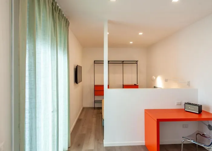 Lemon'S Apartment