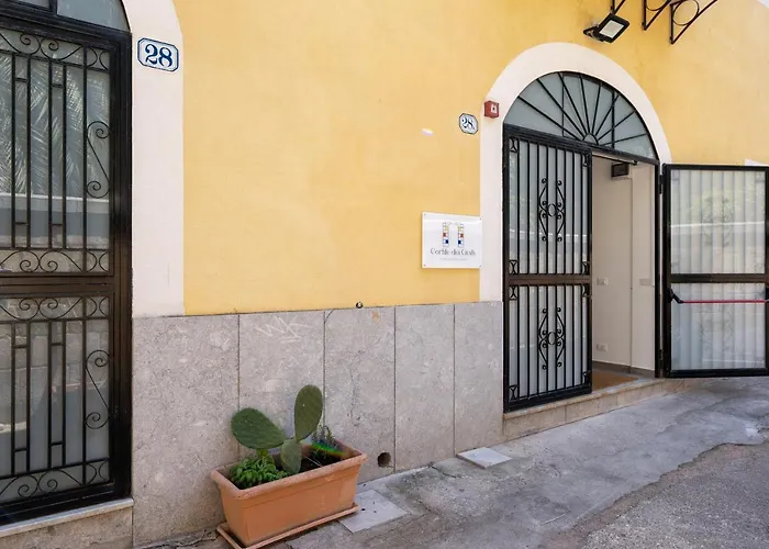 Cortile dei Giusti - Combo Guesthouse