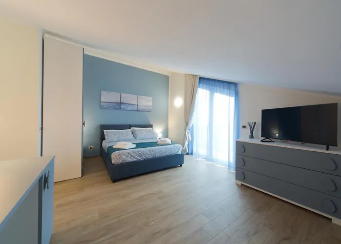 Slow Chic Apartment Beb Policlinico