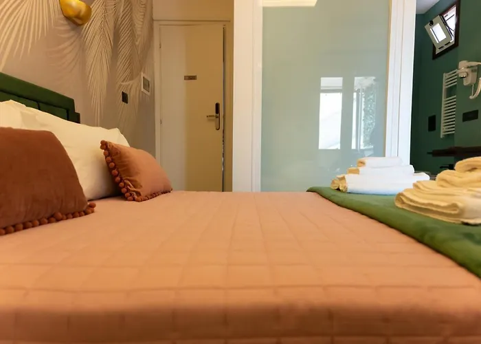 5 Sensi - Vasca Idromassaggio, Terrazzo, Fibra Ultraveloce, Parcheggio Coperto su Richiesta