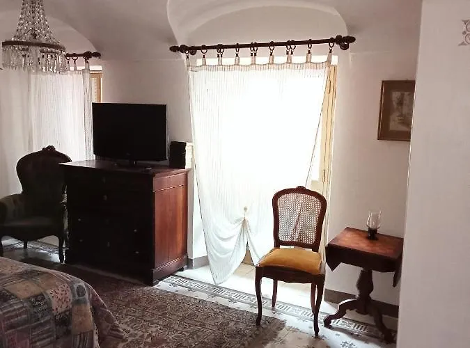 Cris' Room