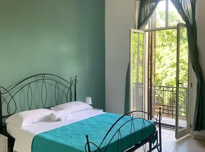 Garibaldi Rooms