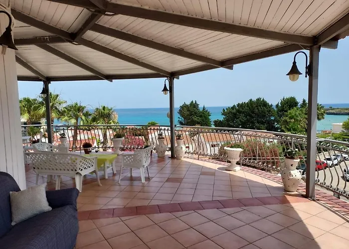 Arenella Beach Rooms