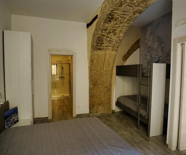 CARLO DI BORBONE - Casa Vacanze-