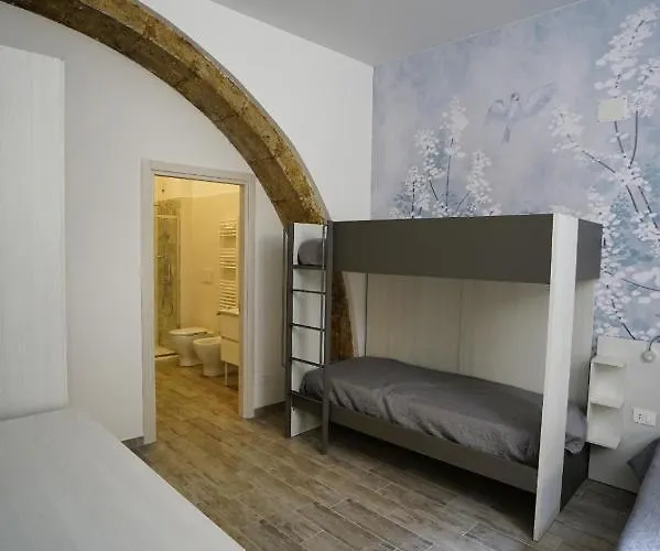 CARLO DI BORBONE - Casa Vacanze-