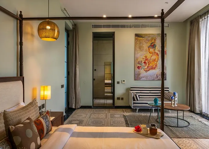 Stayvista'S Anantam - Exquisite 4Br With Huge Swimming Pool Villa In Delhi