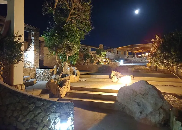  Punta Sottile A 2 Passi Dalla Spiaggia Di Cala Francese
