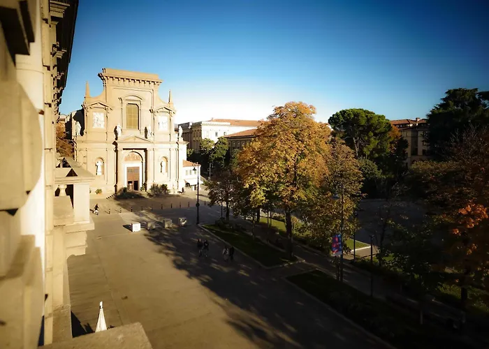 Albergo centrale: Bergamo Inn 43