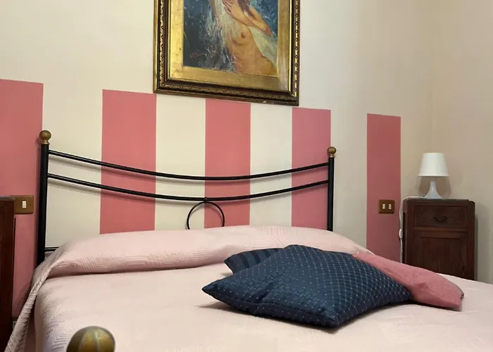 Tuscan Room