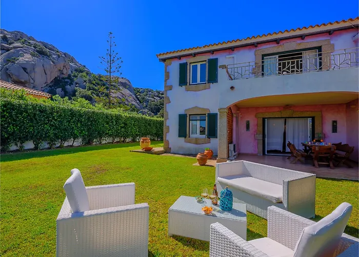 Sardinia Family Villas Villa Lucrezia
