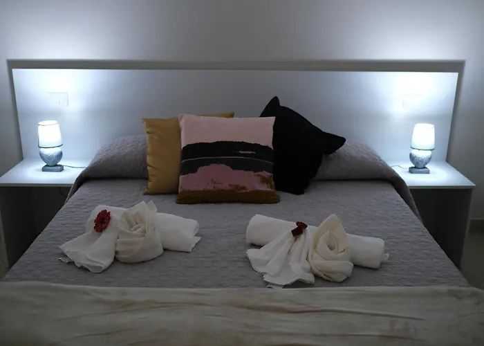Hoa Suites