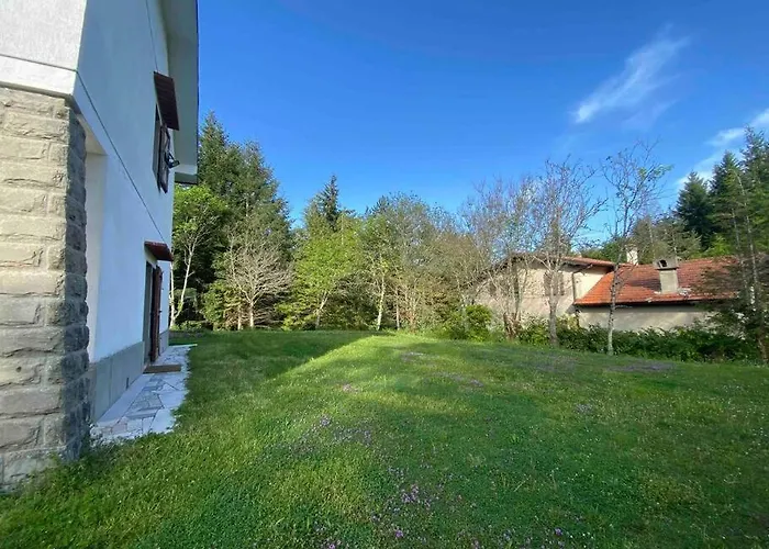 Tuscany Villa 250M2, Private Land 3000M2